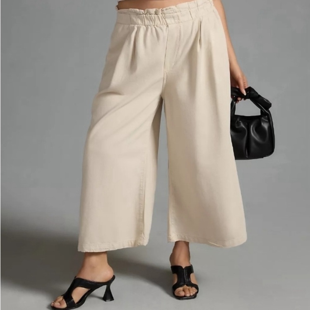 Pilcro - Anthropologie. Cream Pants. Size Large - Petite. High Waist. Wide Leg.
